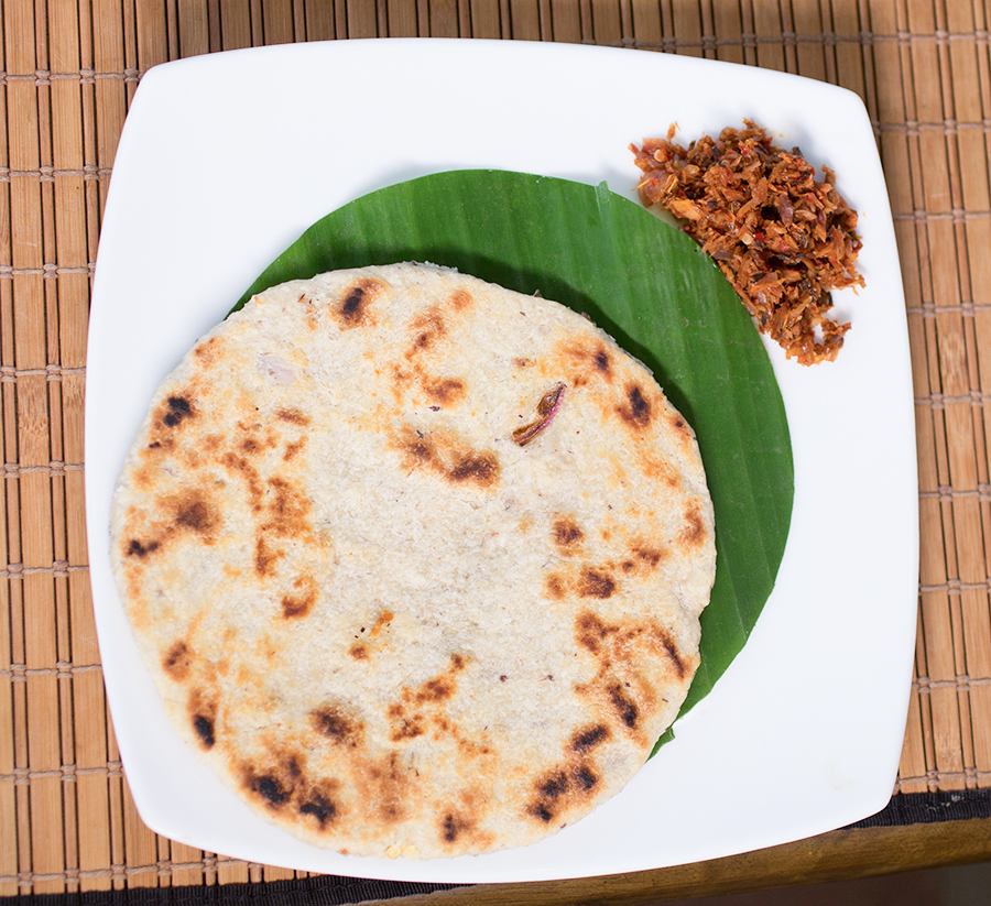 sri lankan Coconut roti pol roti for breakfast  
