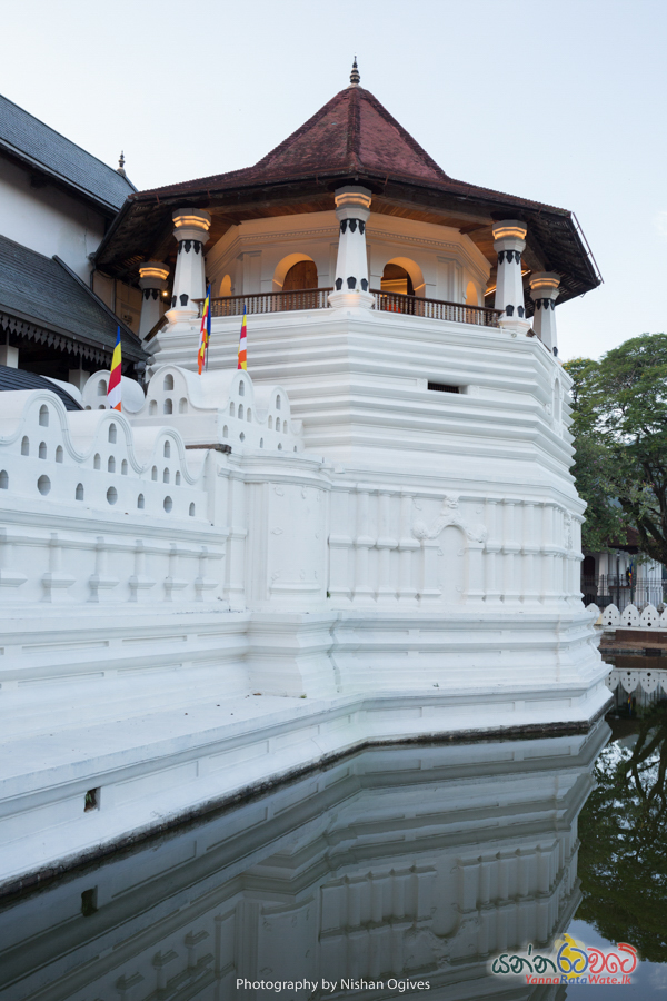 Temple of the Tooth Kandy 