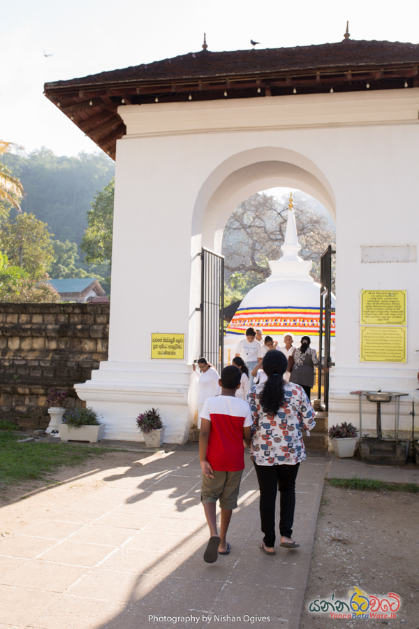 Temple of the Tooth Kandy 